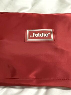 NWT the Foldie 40L Travel Bag